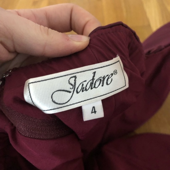 MERMAID SATIN SLEEVELESS V-NECK WEDDING/PROM PARTY DRESS - Picture 4 of 11